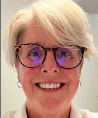 portrait photo of Petra Schofield